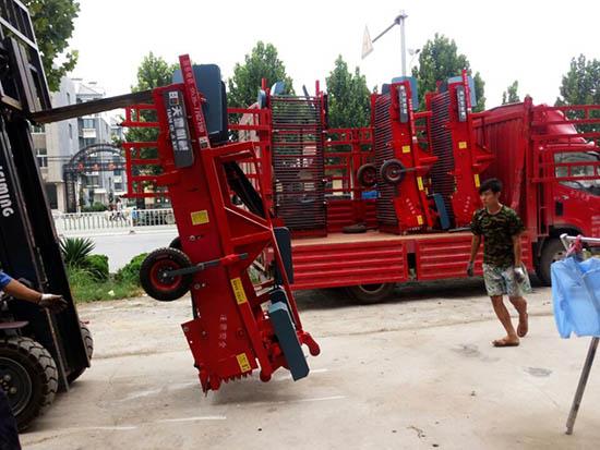 土豆收獲機設(shè)備